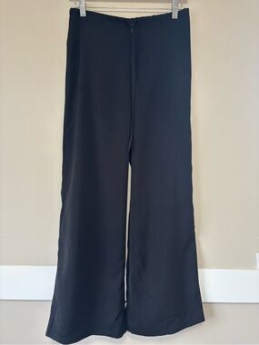 2 - Concerto in Black wide leg dress pants